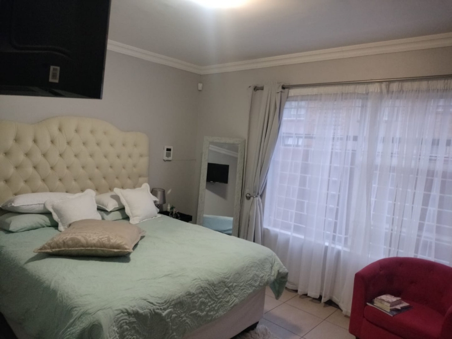 2 Bedroom Property for Sale in Pellissier Free State